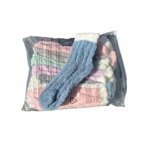 8 pack of Comfy Cozy warm Mix Colored Socks Size OS